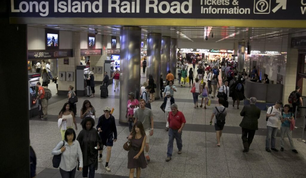 Trump rips Gov. Hochul over commuter rail strike: ‘It’s your fault’ Trump rips Gov. Hochul over commuter rail strike: ‘It’s your fault’