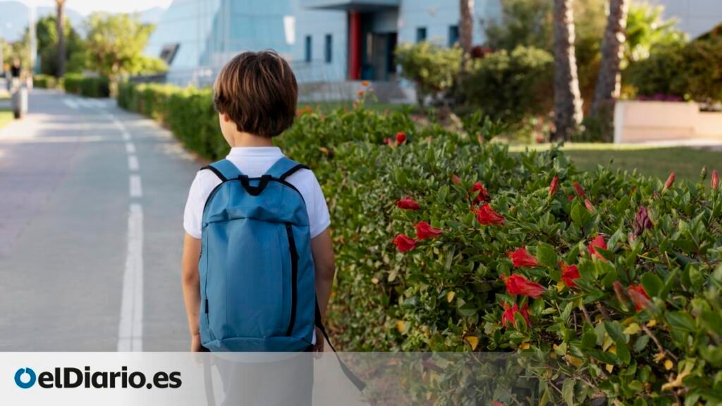 Un psicólogo infantil comparte las claves a tener en cuenta si te estás planteando que tu hijo vaya solo al colegio