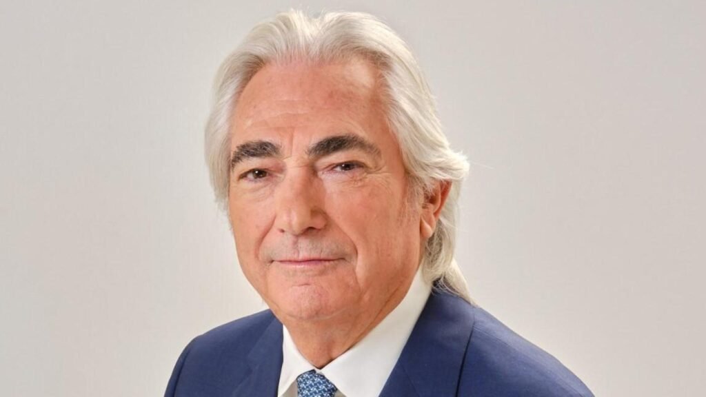 Uno de los empresarios más ricos de España levantará en su propiedad de los Montes de Toledo un aeródromo privado Uno de los empresarios más ricos de España levantará en su propiedad de los Montes de Toledo un aeródromo privado