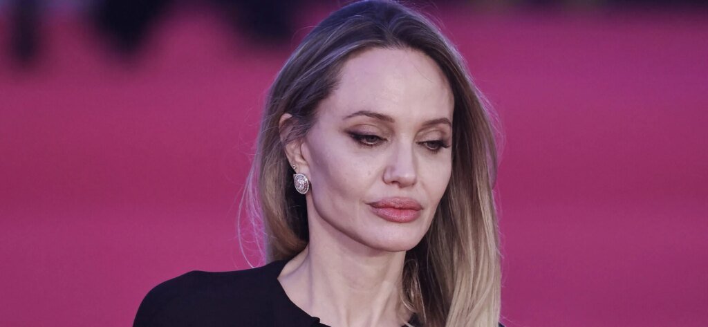 Vivienne Jolie-Pitt Could Pass For Her Mom Angelina Jolie Vivienne Jolie-Pitt Could Pass For Her Mom Angelina Jolie