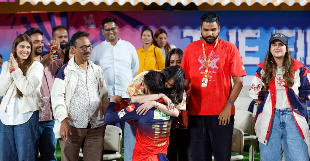 WATCH: Virat Kohli shares special moment with Anushka Sharma after RCB storm into IPL 2026 final