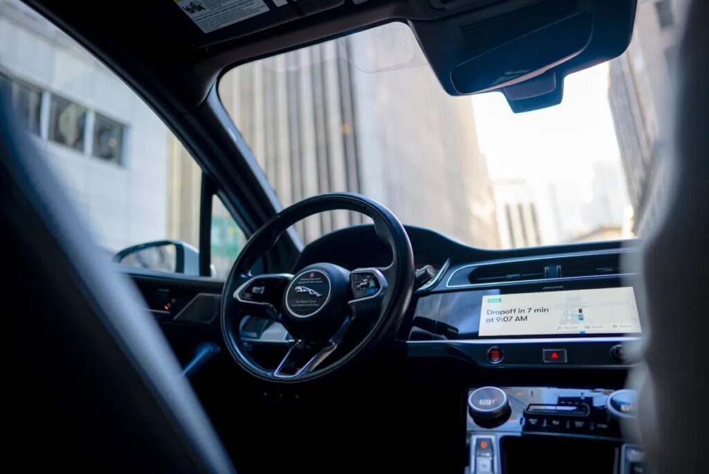Waymo pauses Atlanta service as its robotaxis keep driving into floods Waymo pauses Atlanta service as its robotaxis keep driving into floods