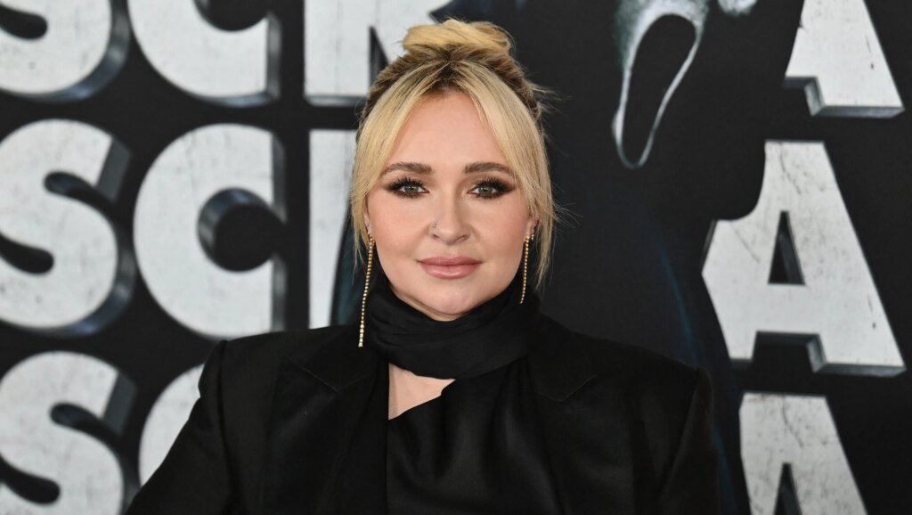 Who Is the British Singer Hayden Panettiere Talks About in Her Book? – Hollywood Life
