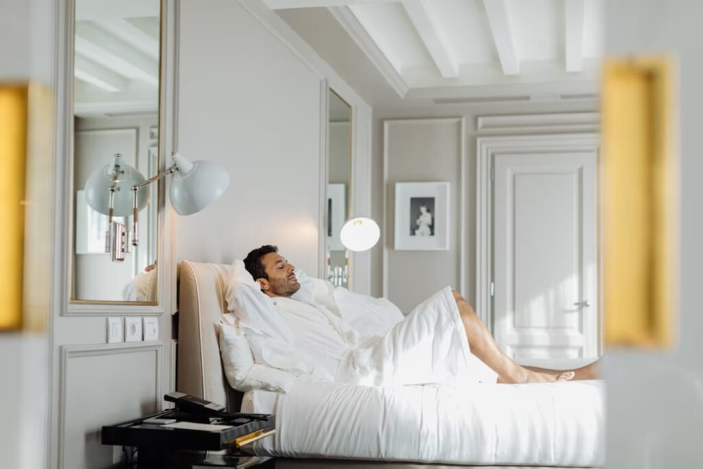 Why do luxury hotels smell so good? | Lifestyle