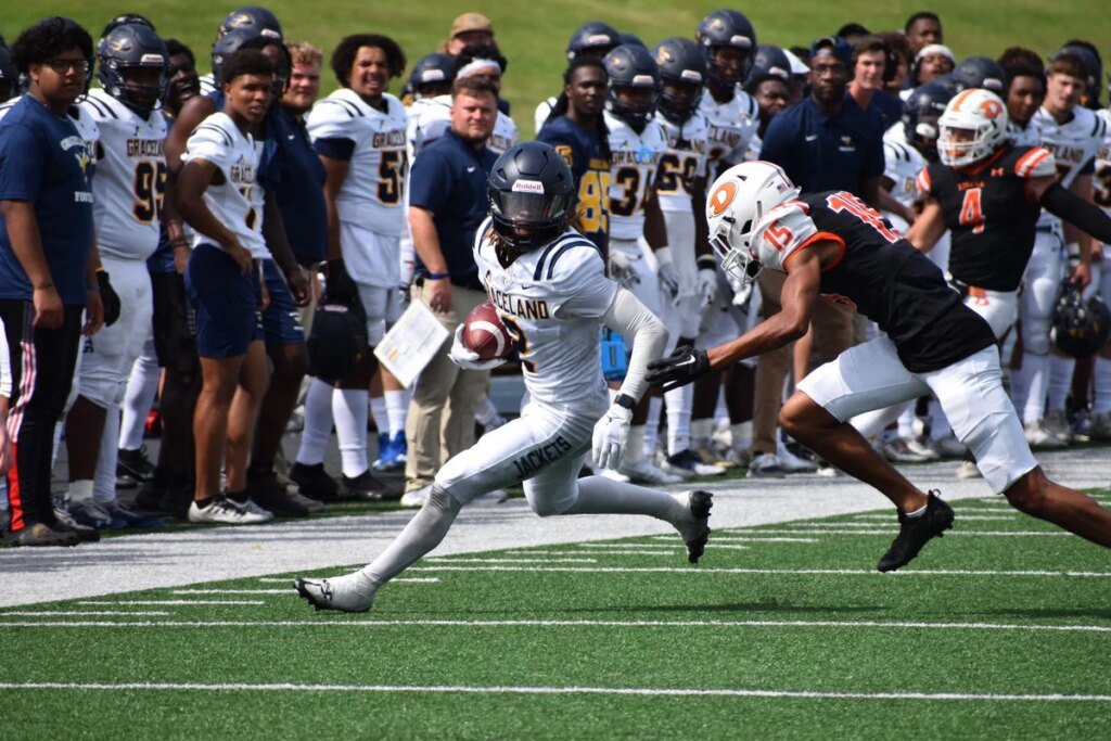 Winnipeg Blue Bombers release Graceland University star Gerald Monroe