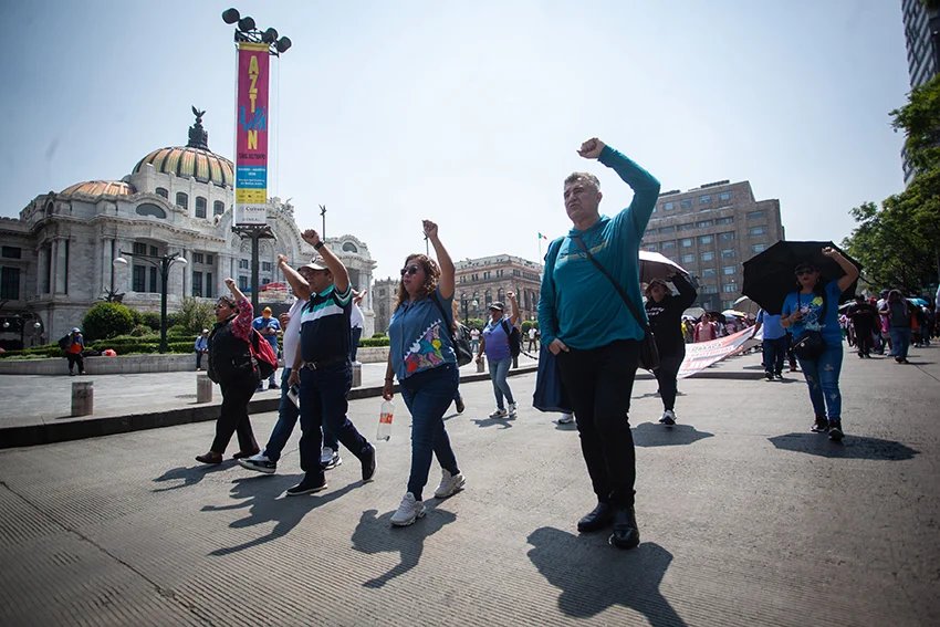 World Cup prep collides with teacher protests at Mexico City Zócalo World Cup prep collides with teacher protests at Mexico City Zócalo