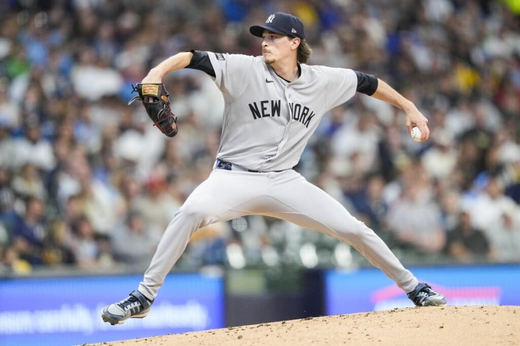 Yankees LHP Max Fried exits after 3 innings due to sore elbow Yankees LHP Max Fried exits after 3 innings due to sore elbow