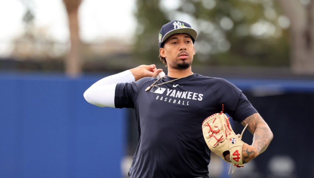 Yankees Select Yovanny Cruz – MLB Trade Rumors Yankees Select Yovanny Cruz - MLB Trade Rumors