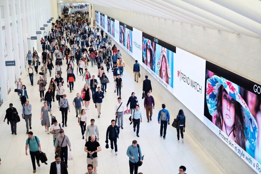 Young Americans’ job market optimism falls as older adults stay upbeat, new Gallup poll finds Young Americans’ job market optimism falls as older adults stay upbeat, new Gallup poll finds