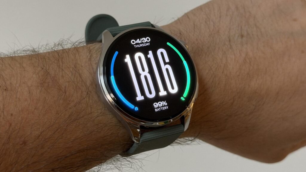 diseño elegante y uso de Gemini en la muñeca para plantar cara al Apple Watch