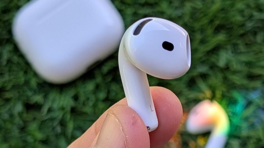 es gratis, y permite usar las funciones de los iPhone
