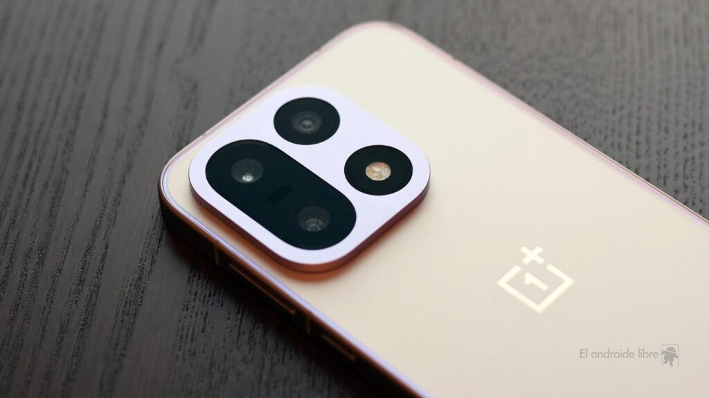 sus próximos smartphones punteros van a ser peores para contener los costes