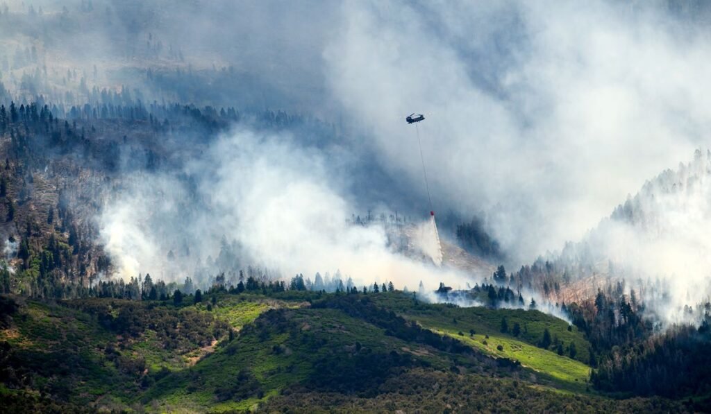 3 firefighters killed, 2 injured while tackling wildfires on the Colorado-Utah border