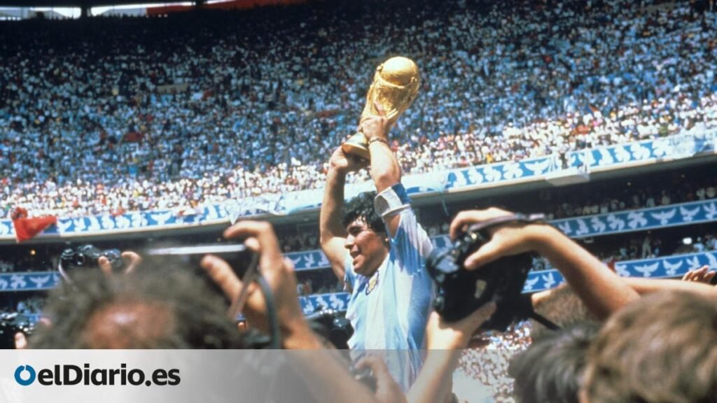 40 años de la instantánea que captó ‘La mano de Dios’ 40 años de la instantánea que captó ‘La mano de Dios’