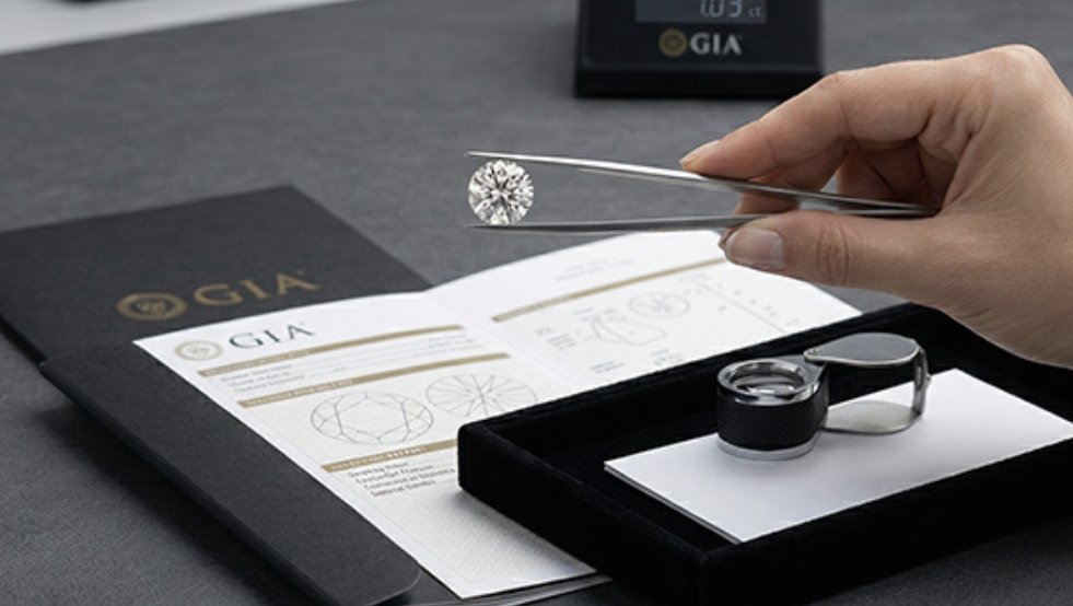 5 Common Misunderstandings About Buying Diamonds Online—and How Rare Carat Aims to Make the Process Clearer – Hollywood Life 5 Common Misunderstandings About Buying Diamonds Online—and How Rare Carat Aims to Make the Process Clearer – Hollywood Life