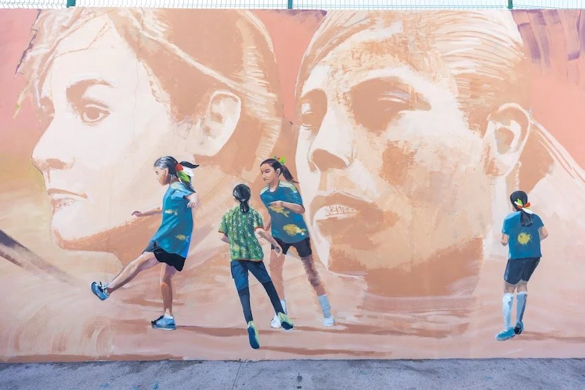 A soccer-themed La Paz mural earns a Guinness World Record A soccer-themed La Paz mural earns a Guinness World Record