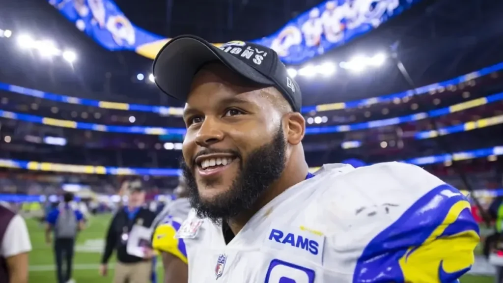 Aaron Donald’s Return Would Make the Rams’ Myles Garrett Trade a Victory Aaron Donald’s Return Would Make the Rams’ Myles Garrett Trade a Victory