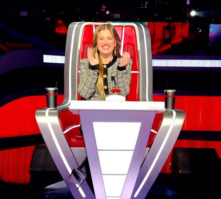 Adam Levine Returns to ‘The Voice’ Stage With Kelly Clarkson and Queen Latifah