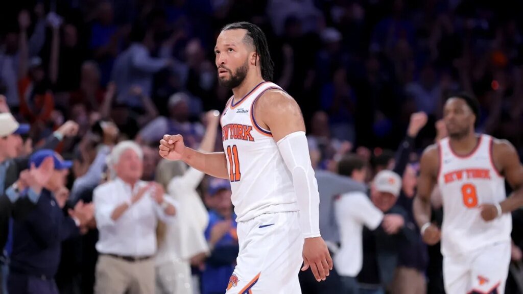 After epic comeback, Knicks head to San Antonio on brink of NBA title