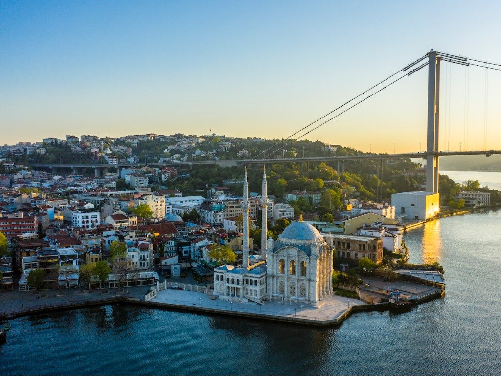 Air Transat adds new Montreal-Istanbul non-stop Air Transat adds new Montreal-Istanbul non-stop