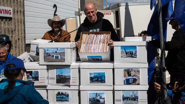 Alberta judge reserves decision on whether to set aside ruling that threw out separatist petition Alberta judge reserves decision on whether to set aside ruling that threw out separatist petition