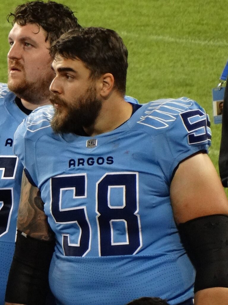 Alouettes sign OL Anthony Vandal and DL Ty Anderson