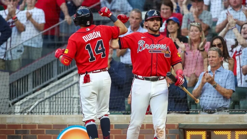 Amid power surges, Mauricio Dubon and Braves head into rematch vs. Pirates Amid power surges, Mauricio Dubon and Braves head into rematch vs. Pirates