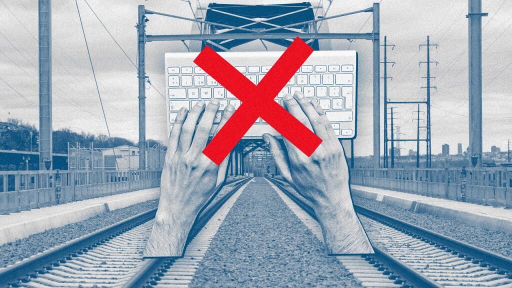 Amtrak wants people to work from trains. There’s just one problem Amtrak wants people to work from trains. There’s just one problem