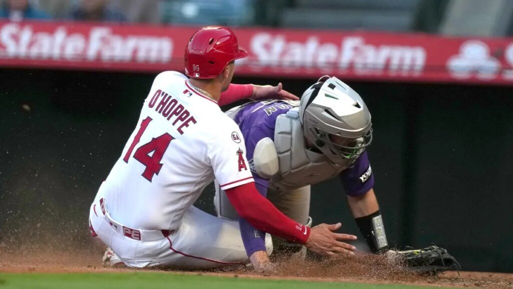 Angels pile up 16 hits to capture series finale vs. Rockies