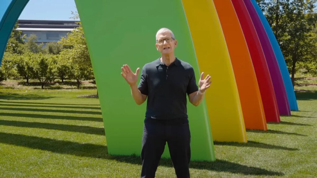 Apple plays catch-up at WWDC Apple plays catch-up at WWDC