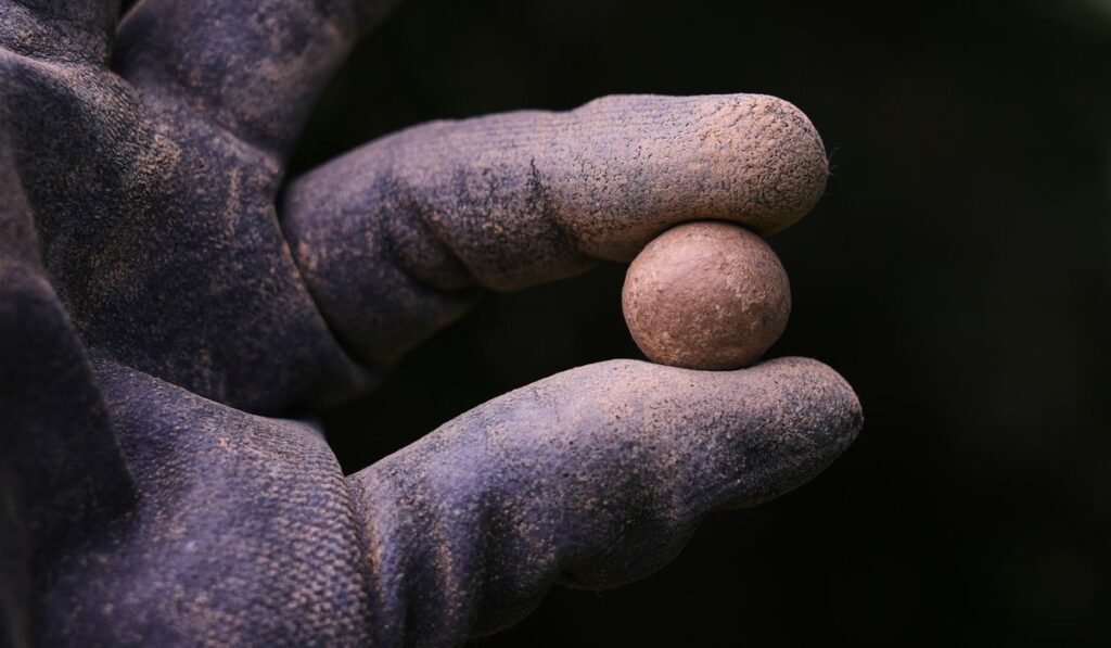 Archaeologists find musket balls and fort linked to the Battle of Bunker Hill Archaeologists find musket balls and fort linked to the Battle of Bunker Hill