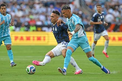 Argentina, sin Messi, derrota 2-0 a Honduras Argentina, sin Messi, derrota 2-0 a Honduras