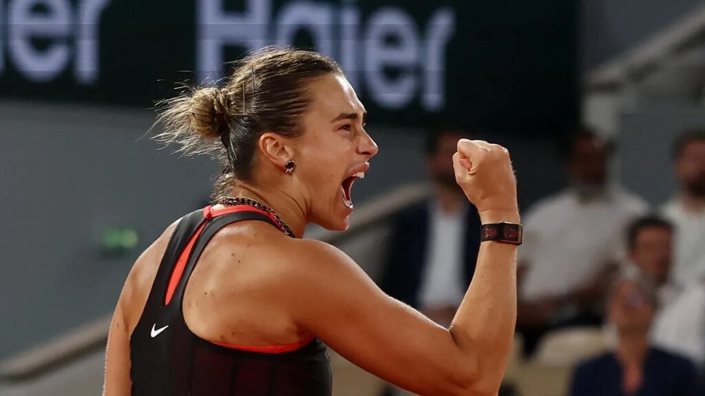 Aryna Sabalenka ousts Naomi Osaka to reach French Open quarters again Aryna Sabalenka ousts Naomi Osaka to reach French Open quarters again