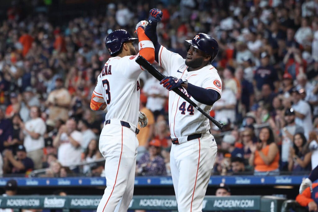 Astros GM: “Zero Discussions” About Trading Alvarez, Peña Astros GM: "Zero Discussions" About Trading Alvarez, Peña