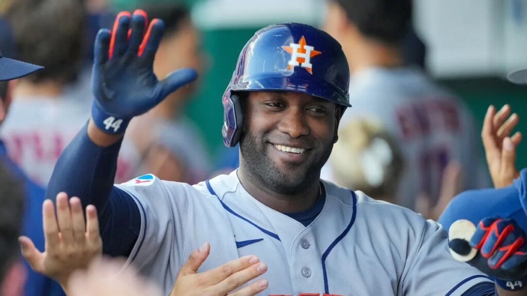 Astros’ Yordan Alvarez hits 2-run homer, slam in first inning Astros' Yordan Alvarez hits 2-run homer, slam in first inning