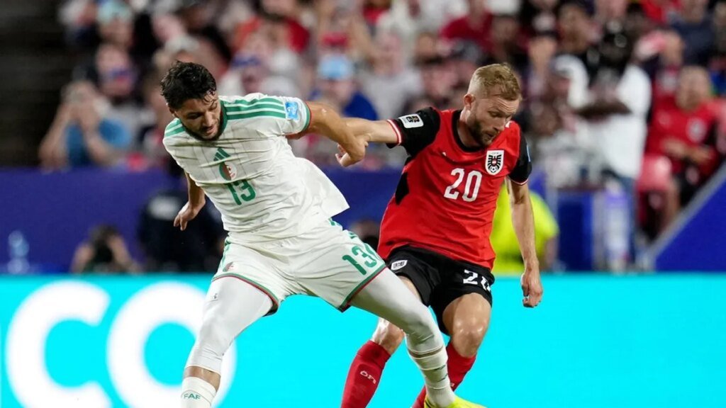 Austria get last-minute equalizer vs. Algeria to reach round of 32