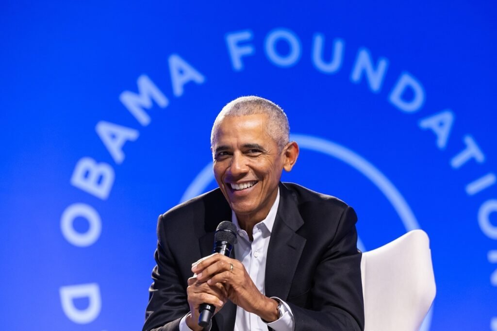 Barack Obama Welcomes New Staff as the Presidential Center Nears Its Launch Barack Obama Welcomes New Staff as the Presidential Center Nears Its Launch