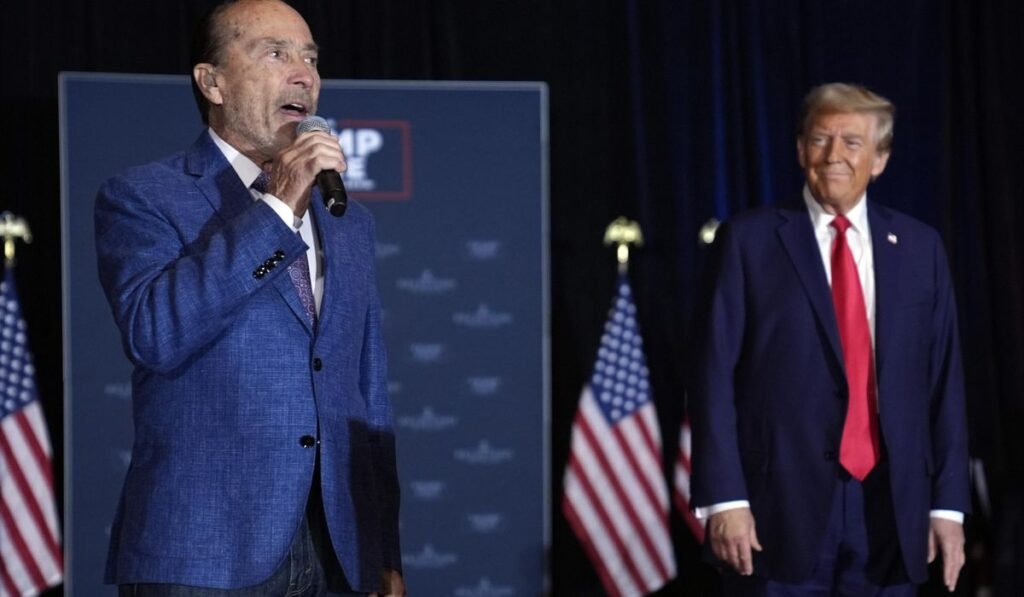 Big rally, Lee Greenwood, military music groups Big rally, Lee Greenwood, military music groups