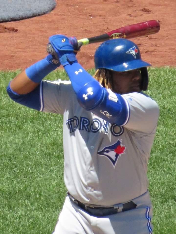 Blue Jays sweep Red Sox at Fenway Park Blue Jays sweep Red Sox at Fenway Park