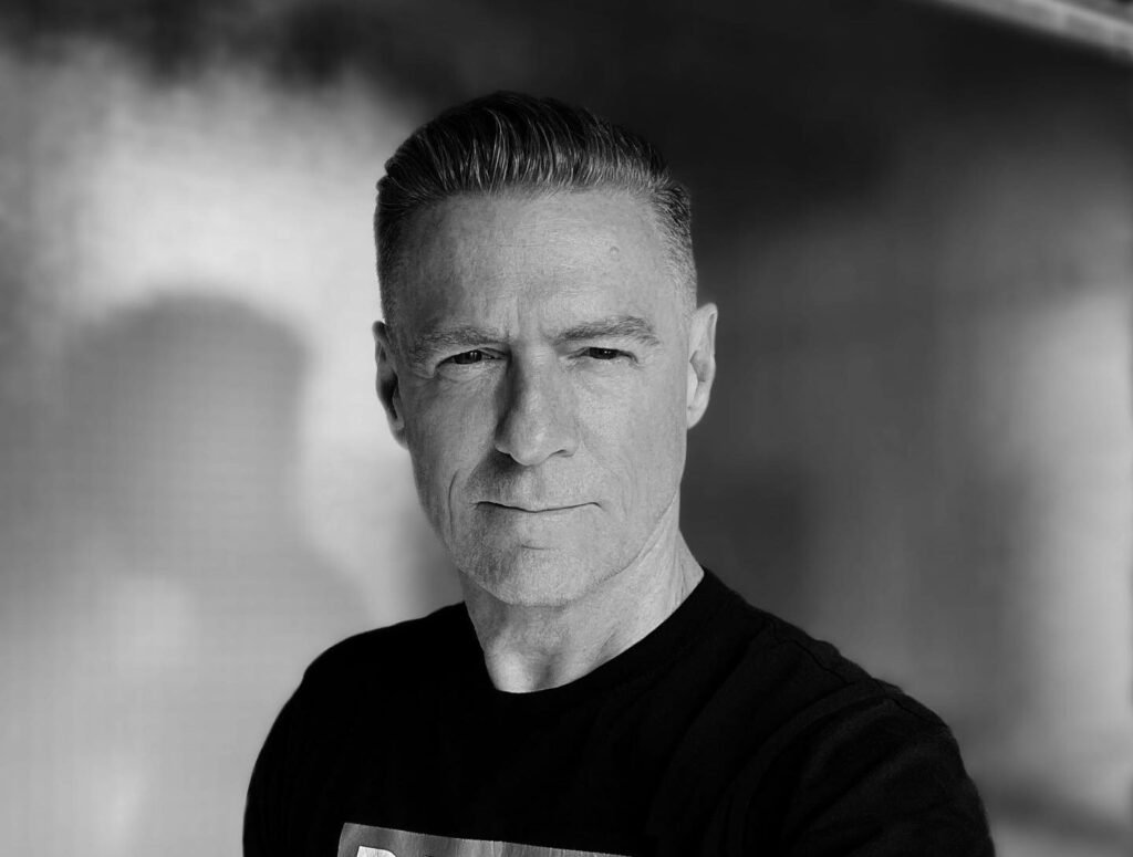 Bryan Adams Confirms European Tour While Celebrating a New ‘Punches’ Color Shot Bryan Adams Confirms European Tour While Celebrating a New ‘Punches’ Color Shot