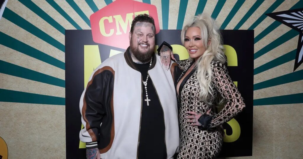 Bunnie Xo Spoke Out About ‘Rough’ IVF Journey Before Split Bunnie Xo Spoke Out About 'Rough' IVF Journey Before Split