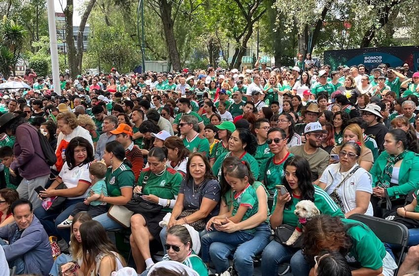 CDMX’s 18 Fan Fests roar as El Tri wins World Cup debut CDMX's 18 Fan Fests roar as El Tri wins World Cup debut