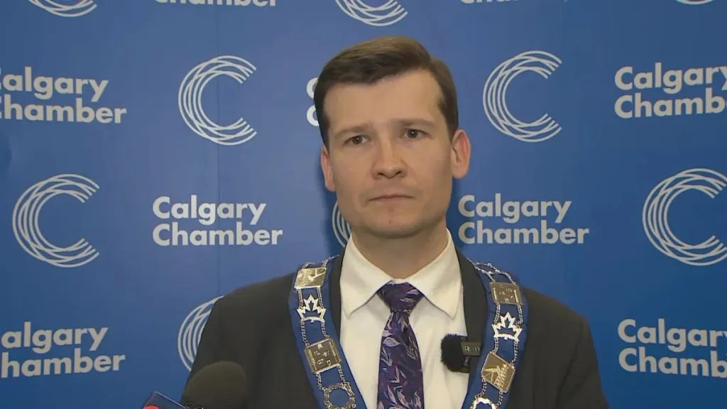 Calgary Mayor Jeromy Farkas wins Round One of bitter Twitter window-rattle battle Calgary Mayor Jeromy Farkas wins Round One of bitter Twitter window-rattle battle