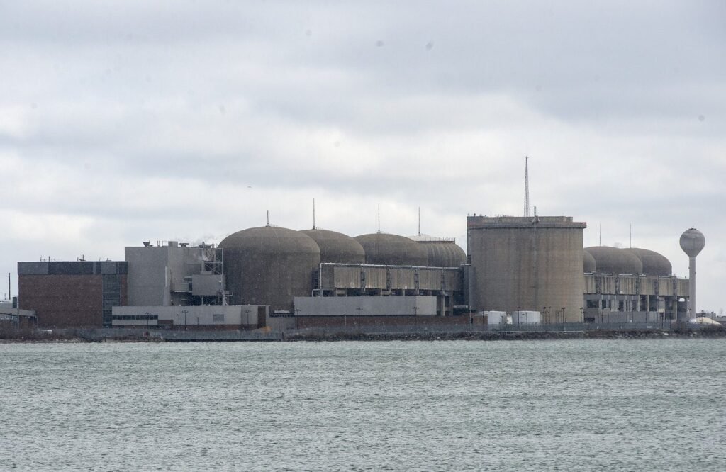 Canada looks to build up to 10 new nuclear reactors, sell more Candu reactors abroad