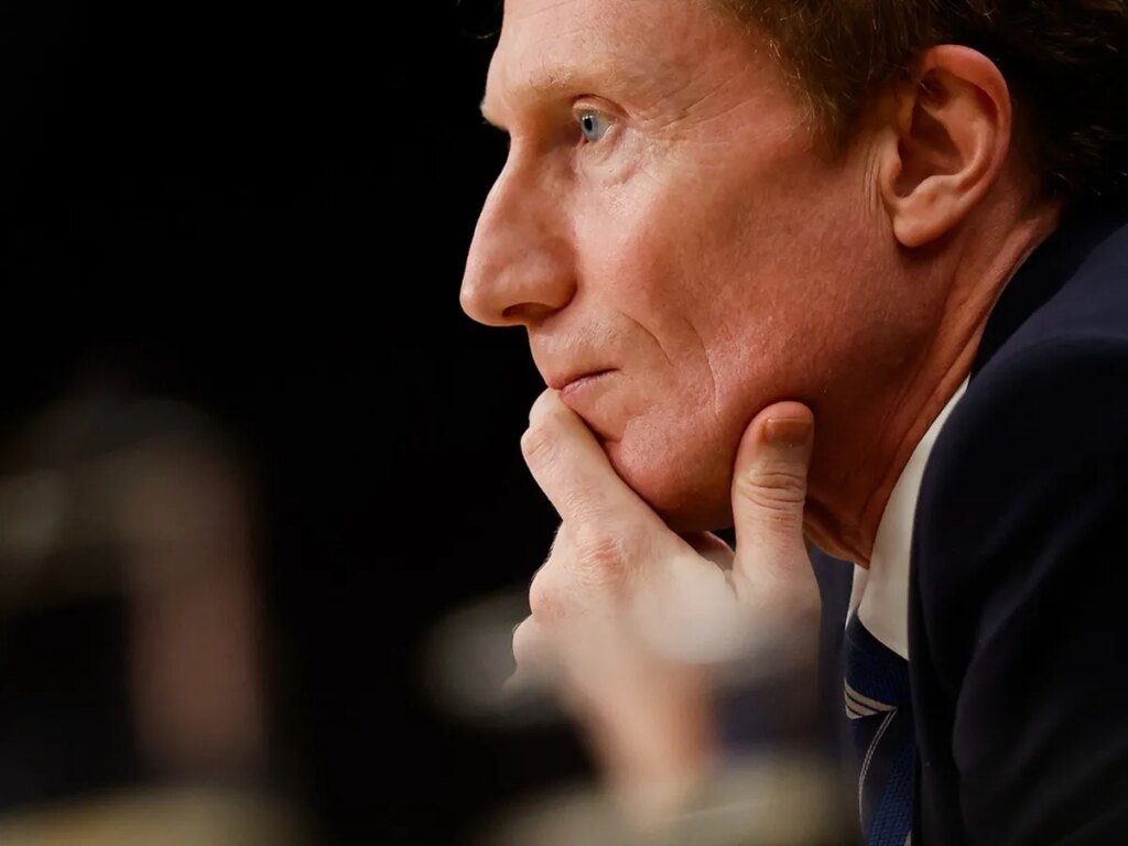 Canada wants Big Tech to come to the table to discuss social media ban Canada wants Big Tech to come to the table to discuss social media ban