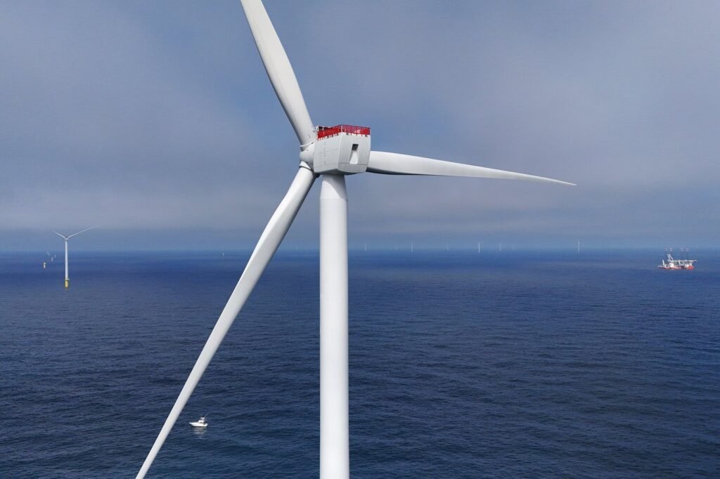 Canada's first offshore wind farms move closer to reality as regulator clears bidders