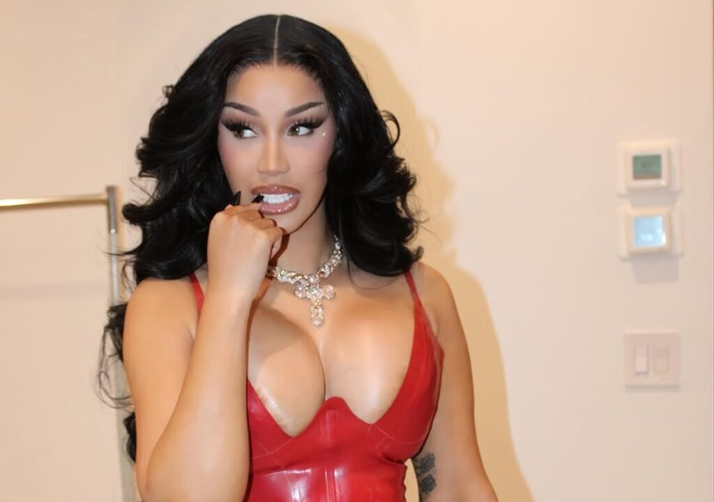 Cardi B’s ‘Bleed It’ Tease Signals New Music Is on the Way Cardi B’s ‘Bleed It’ Tease Signals New Music Is on the Way