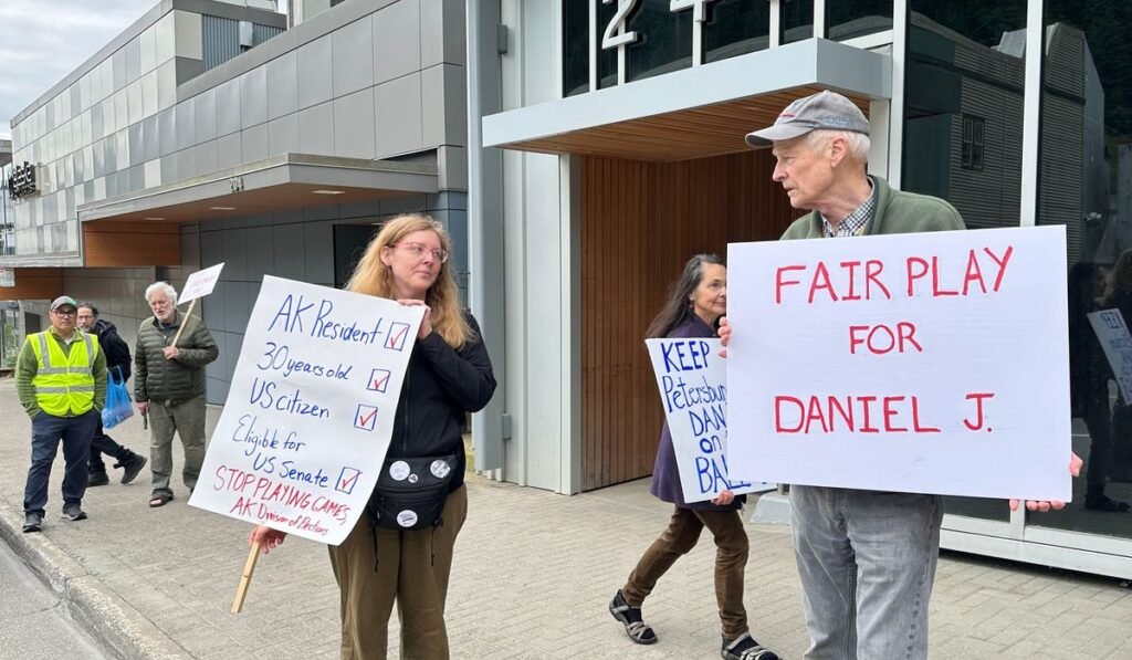 Challenger with same name as Alaska U.S. Sen. Dan Sullivan sues to stay on ballot Challenger with same name as Alaska U.S. Sen. Dan Sullivan sues to stay on ballot