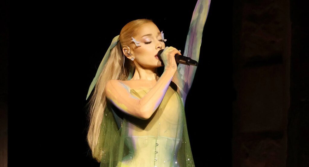 Cities, Dates, Setlist & More – Hollywood Life Cities, Dates, Setlist & More – Hollywood Life
