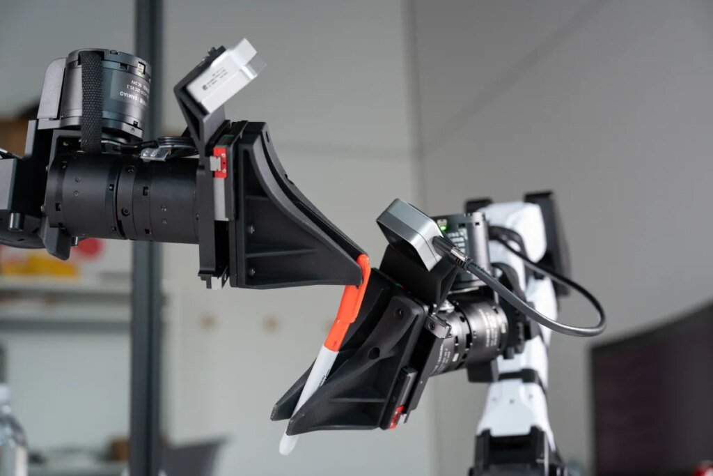 Collecting robot training data is dirty, unglamorous work. Some AI labs are already paying XDOF to do it Collecting robot training data is dirty, unglamorous work. Some AI labs are already paying XDOF to do it
